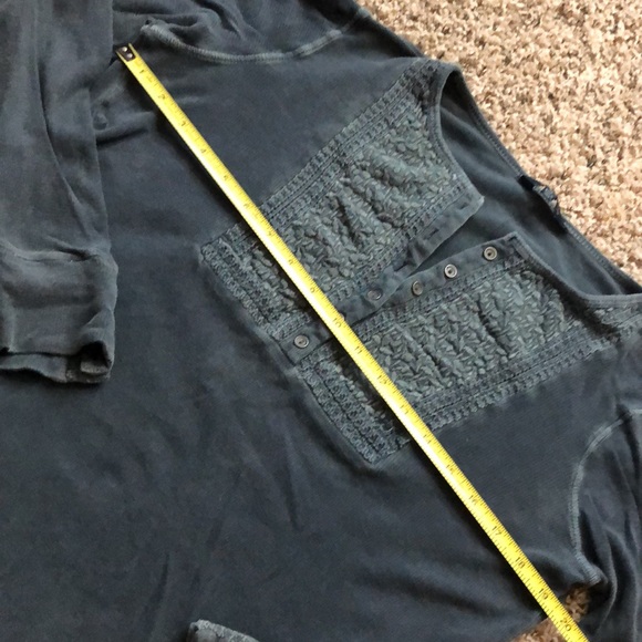 lucky Brand tee long sleeve embroidered bodice Henley neck buttons blue-gray ☮️ - Picture 3 of 4